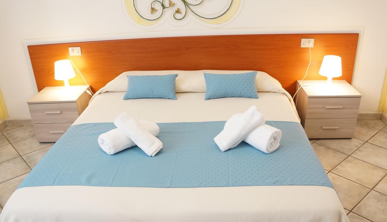 Hotel La Ciaccia Valledoria  Eksteriør billede