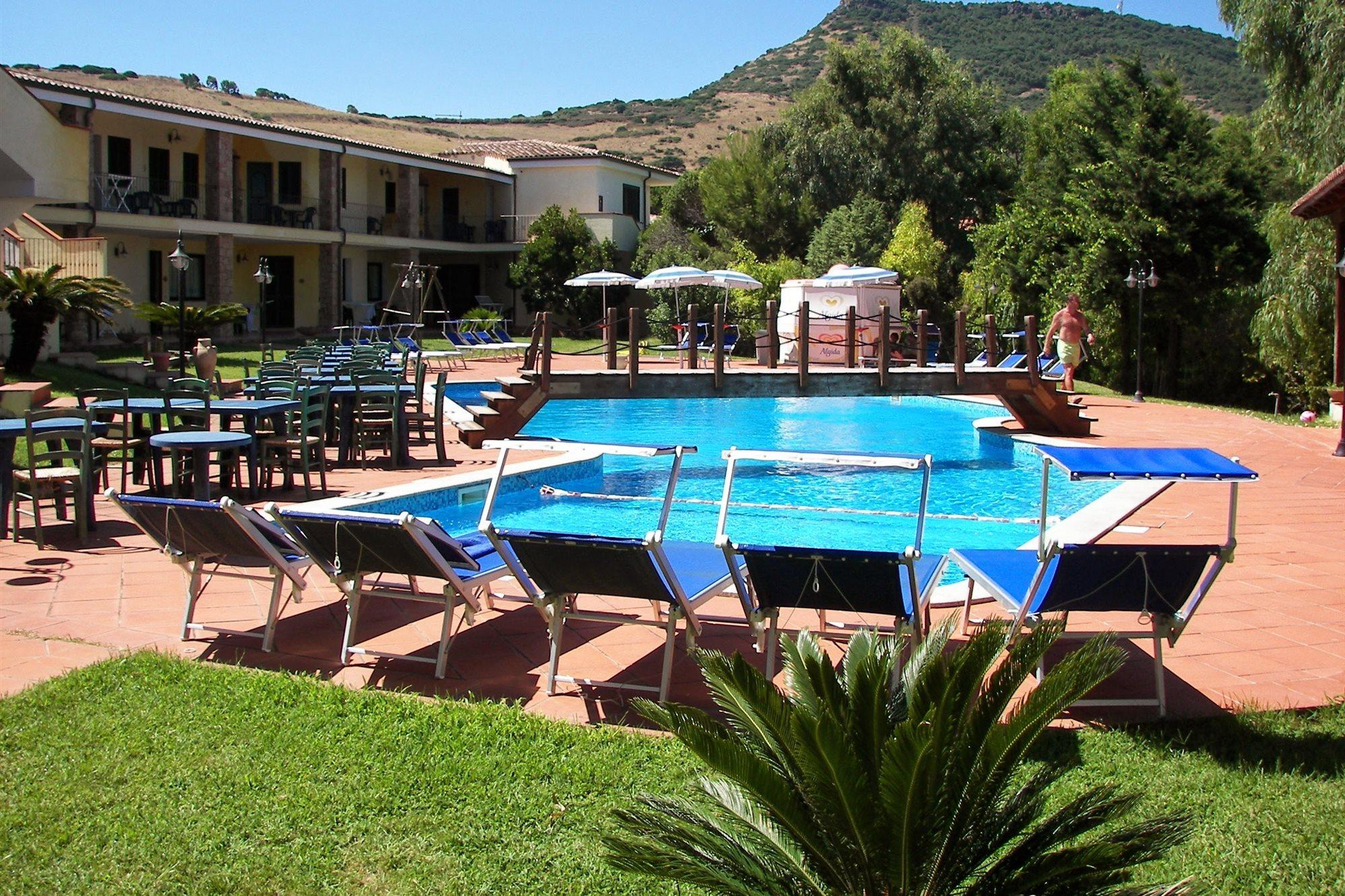 Hotel La Ciaccia Valledoria  Eksteriør billede